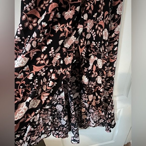 New! Francesca’s Mi Ami Floral Off-Shoulder Maxi Dress women’s size small - Picture 10 of 16